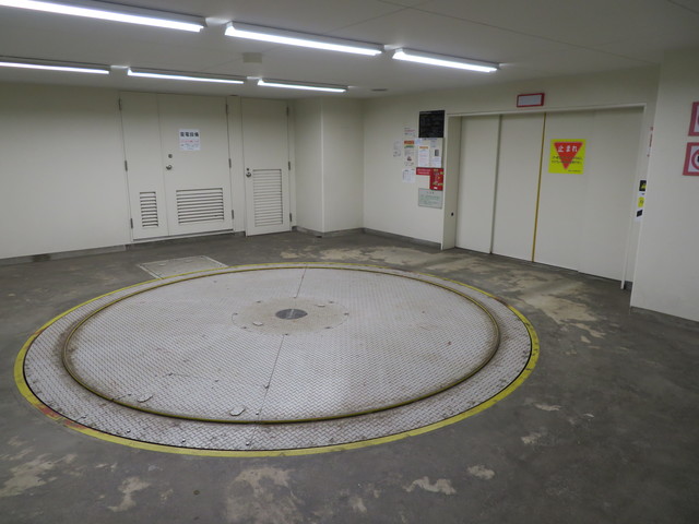 グランドメゾン武蔵小山 機械式駐車場