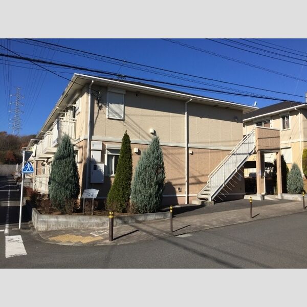 クレール四季彩の丘　八番館 建物外観