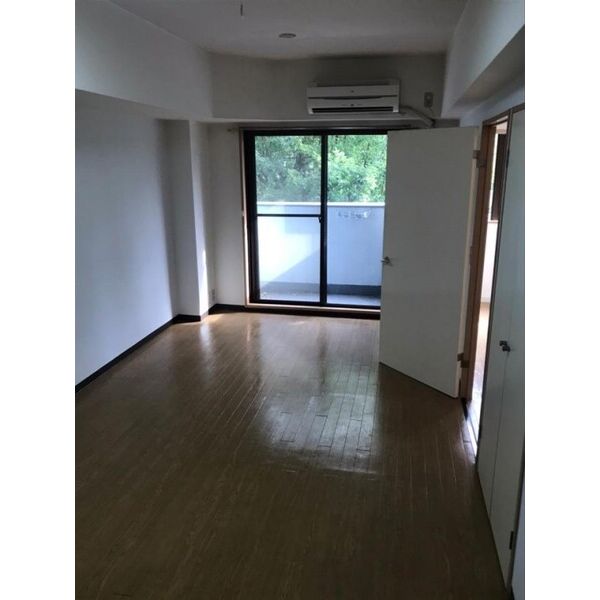 ジュエリー杉並　103号室&2階 リビング