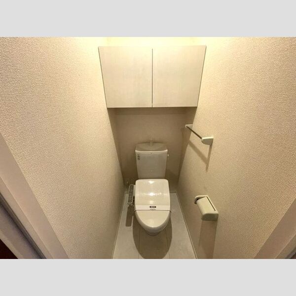 ライフマンションA・B　B203号室 トイレ　温水洗浄暖房便座