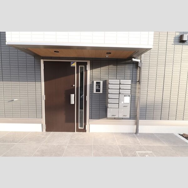 Violaまくはり エントランス