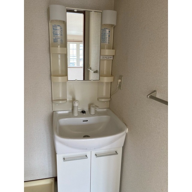 Ｂｅｒｎｅｓｅ102号室 同建物別部屋の参考画像