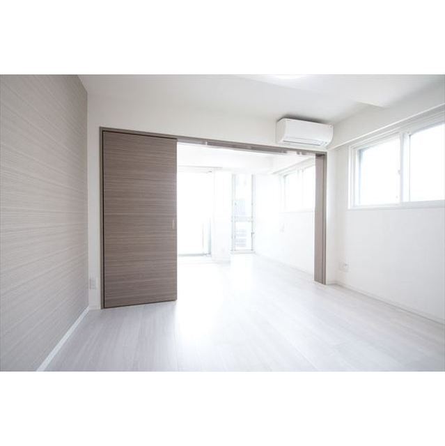 グランツルクサス神田 内観