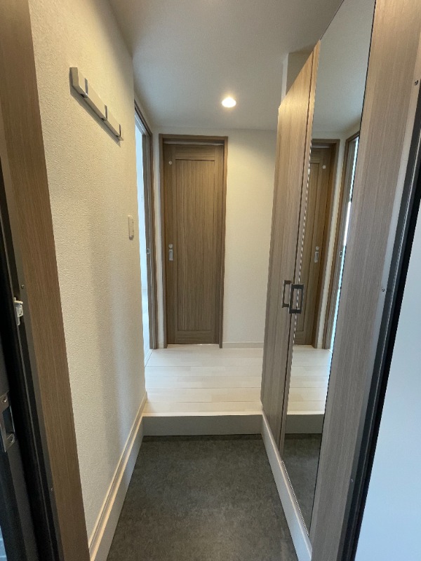 ルヴェ・デュ・ソレイユ2階 玄関