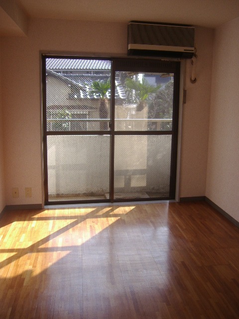 あかるハイム１１ リビング