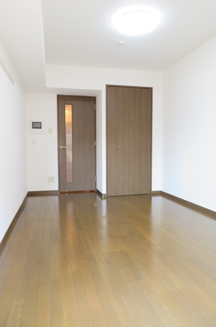 グランド・ガーラ麻布十番 ゆったり過ごせるリビングです