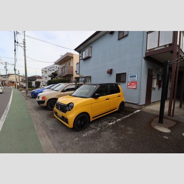 パークヴィラ 駐車場