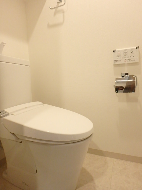 ガーラ練馬グランドステージ4階 シャワー付きトイレ