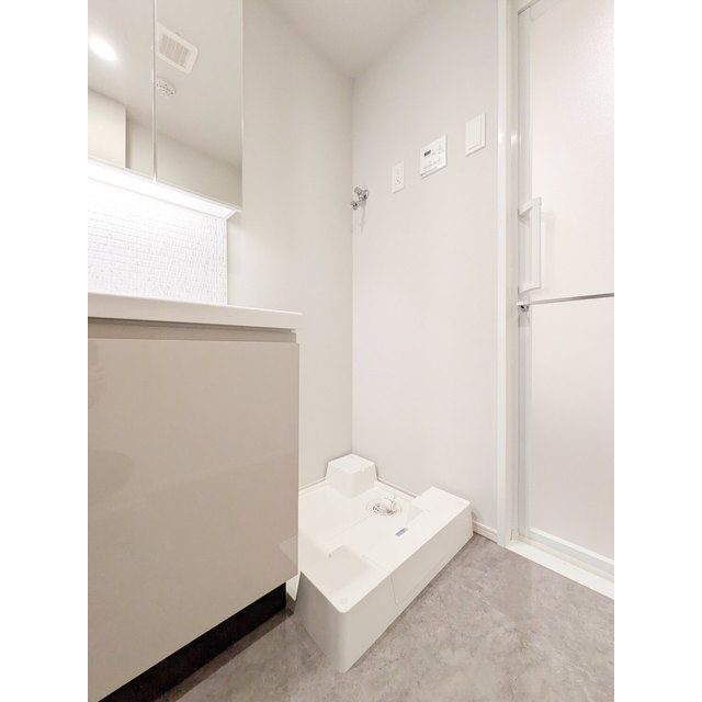 ACP Residence 新江古田0502号室 室内洗濯機置場