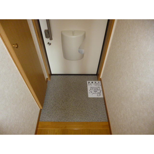 アムール ボワ203号室 玄関