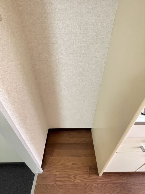 スカイコート戸塚317号室 冷蔵庫置き場