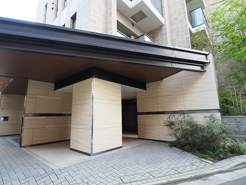 ディアナコート三軒茶屋2階 エントランス　※2026年4月撮影