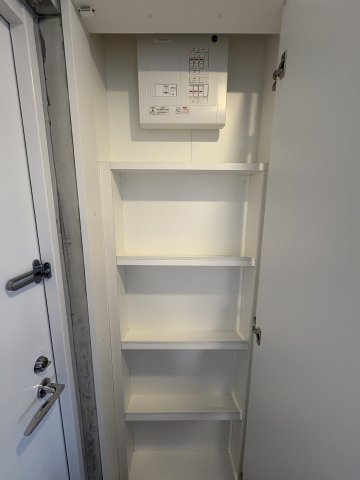 ナイスリッジ野方201号室 収納