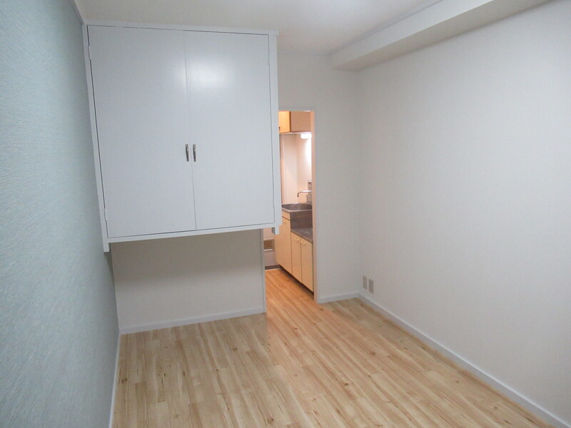 プラザドゥクリムゾン1階 同建物別部屋の参考画像