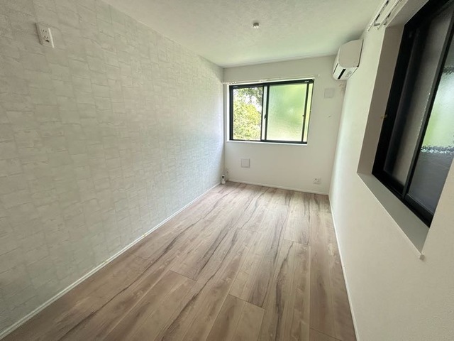 ライブリー東向島0204号室 リビング