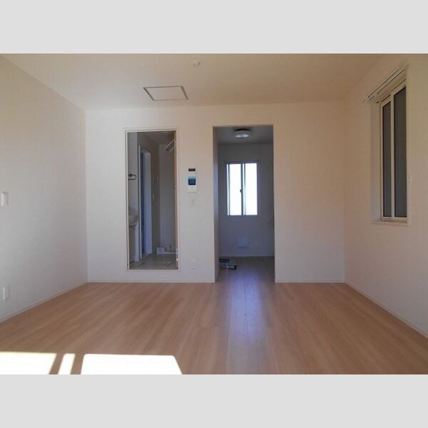 ロイヤルテラス萩原 リビング