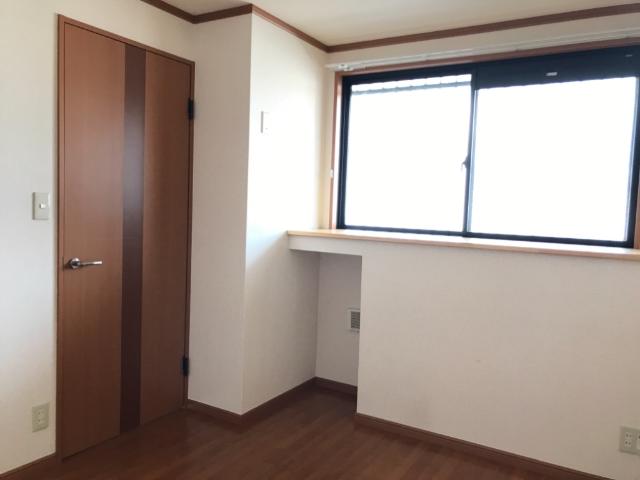 ブエナスエルテ 洋室