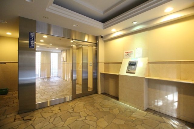 フォルトゥナ日本橋504号室 エントランス