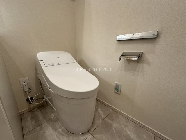 ブランズ愛宕虎ノ門2階 シャワー付きトイレ