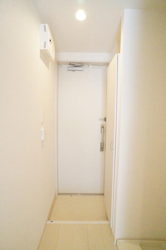 リブリ・たまプラーザ3階 玄関