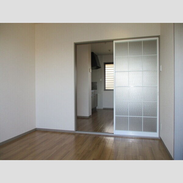 フェニックス　C202号室 洋室