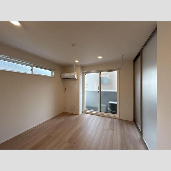 セレスティア西綾瀬206号室 LDK