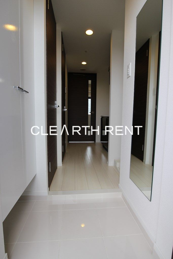 コンシェリア新宿Ｎｏｒｔｈ Ｆｒｏｎｔｉｅｒ 落ち着いた玄関です