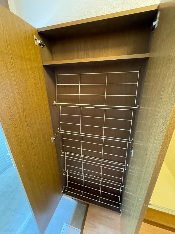 エステート長津田Ⅱ2階 収納