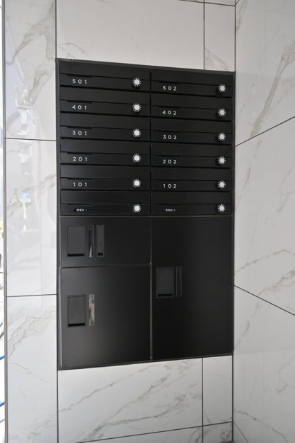 Ｔｈｅ　Ｒｅｓｉｄｅｎｃｅ　Ｎｉｈｏｎｂａｓｈｉ3階 宅配BOX