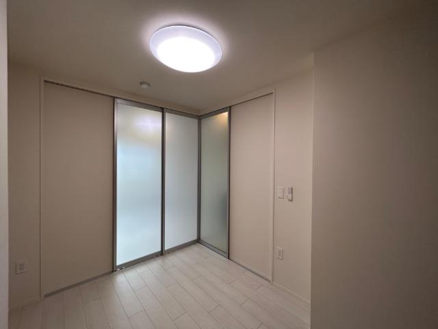 コンフォート　若木 洋室