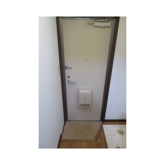 フロンティア 内観