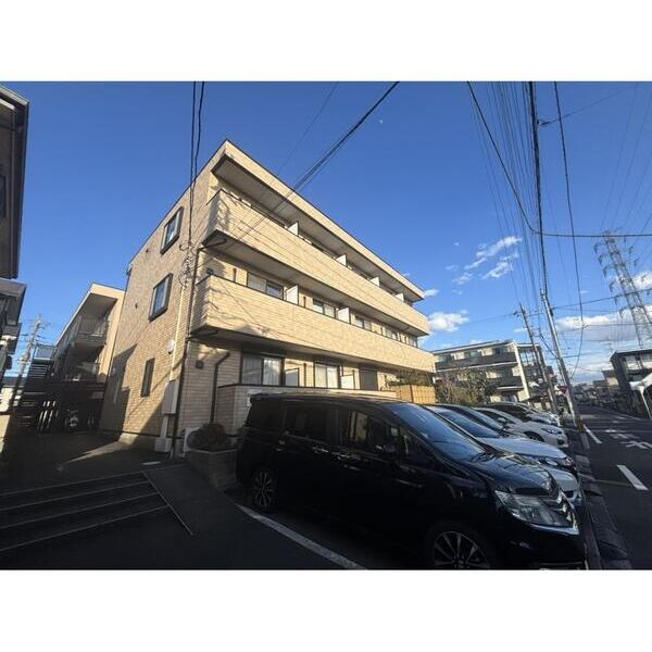 Celsion弐番館 駐車場