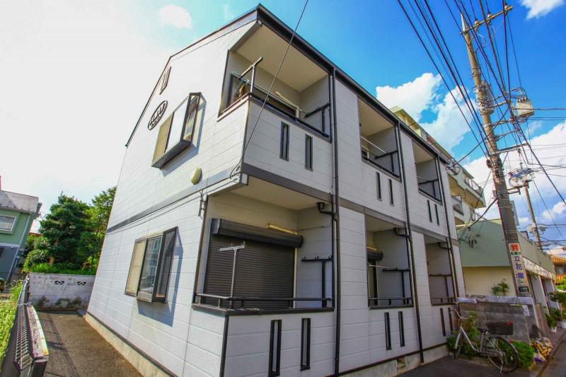 ポアロの外観画像