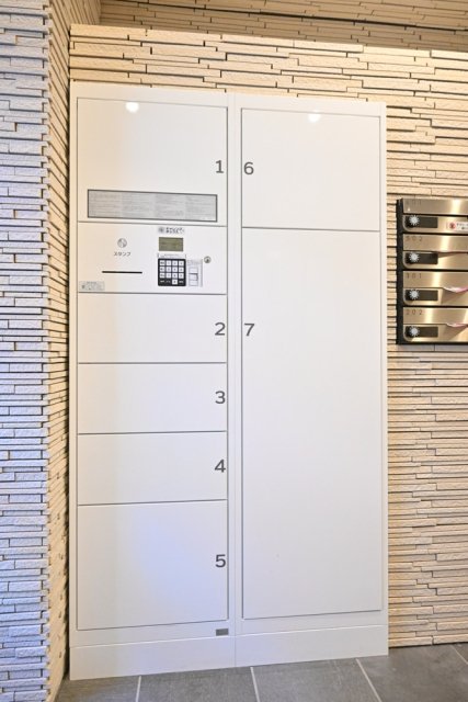 音楽マンション セレナーデ東長崎5階 宅配BOX