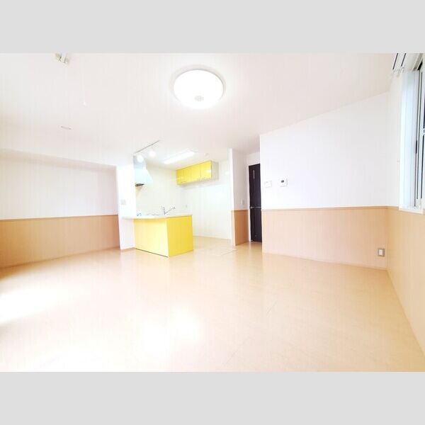 ウィスタリア　F LDK14.1帖