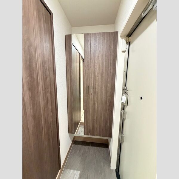 アンスリウム湘南台103号室 玄関