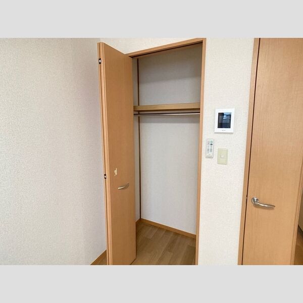 ジュネス陽光台　Ⅱ101号室 収納
