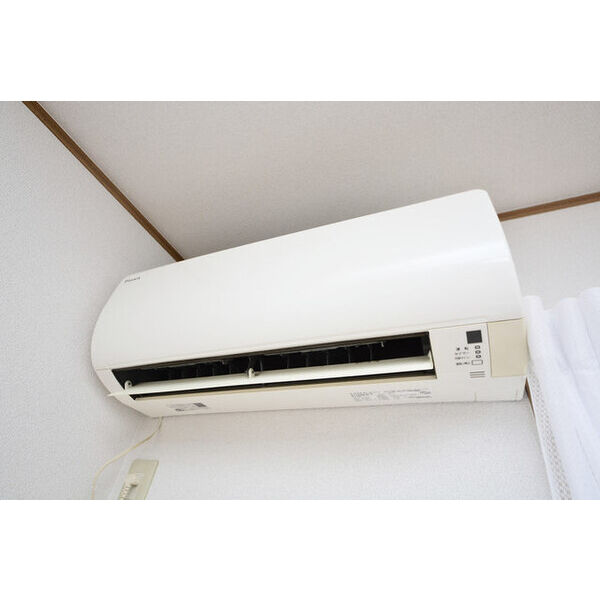 エレガンス鵠沼0102号室 エアコン