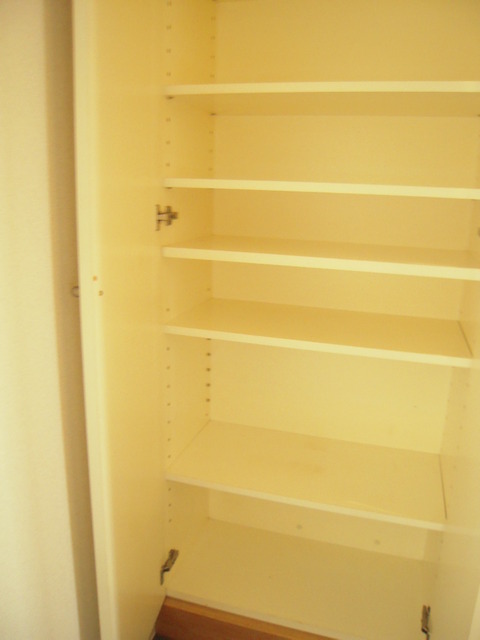 ルナクレスト１ シューズボックス