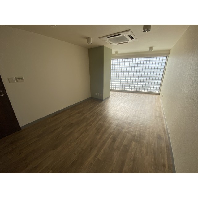 ポートタワー山下町901号室 内観