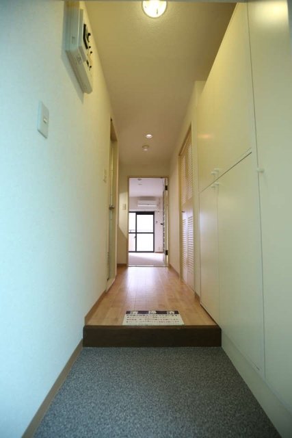 ダイアパレス浅草第二 玄関