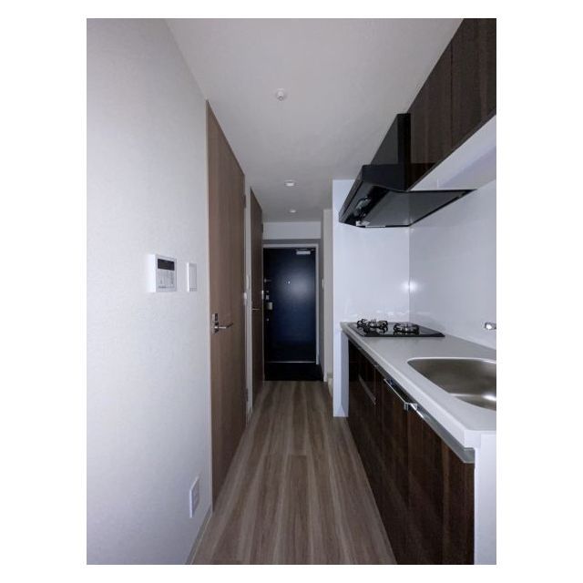 プレサンスブルーム浅草0704号室 キッチン・玄関