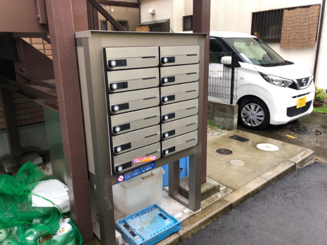 ベイルーム長後2階 ロック付きポスト