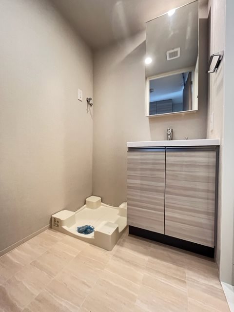 クロスレジデンス飯田橋5階 洗面