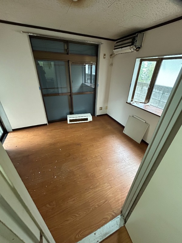 ヴァルトハイム池の上1階 部屋その他