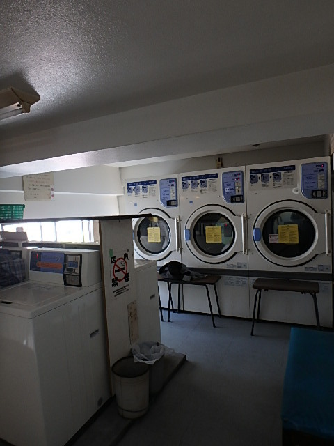 カルタス２１菊川2階 【その他】亀の湯コインランドリーまで130ｍ