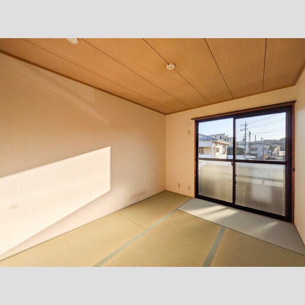 ソレイユ白子　Ⅱ202号室 和室