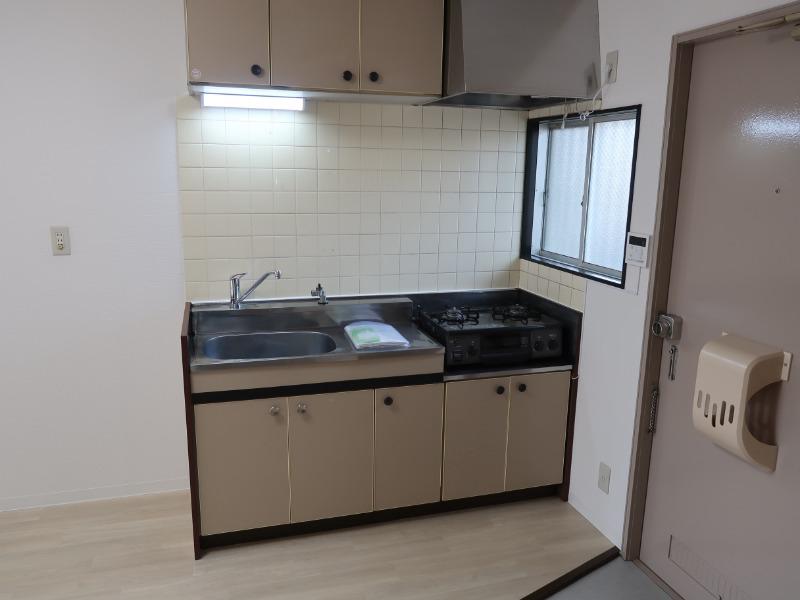 メゾンリバーサイド キッチン