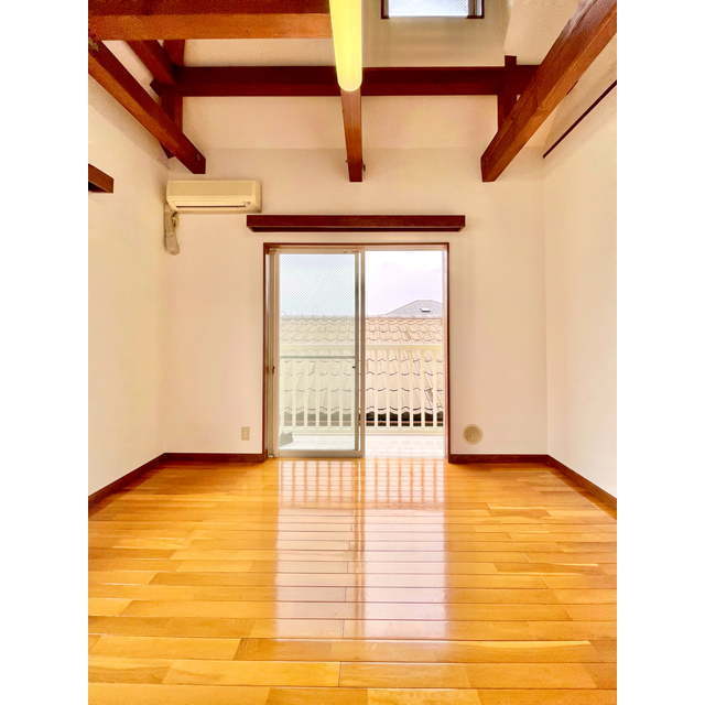 グロワール ☆洋室6帖室