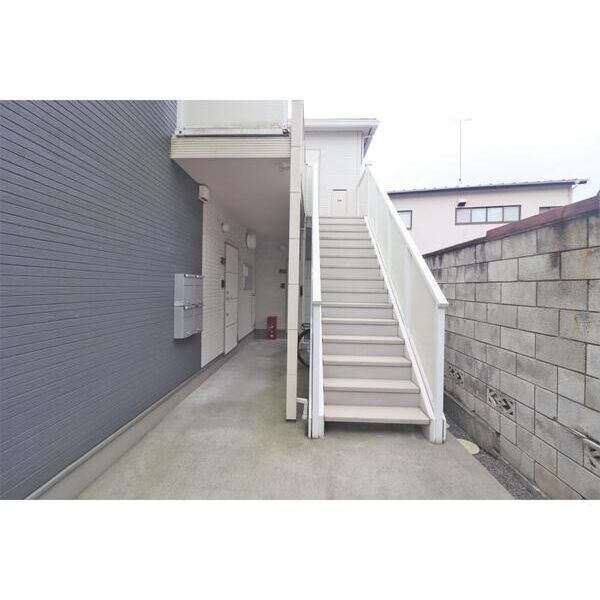 ラメール由比ヶ浜202号室 エントランス